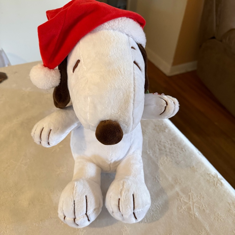 NWT Christmas Lights Peanuts Snoopy Dog Stuffed Toy with Red Santa Hat